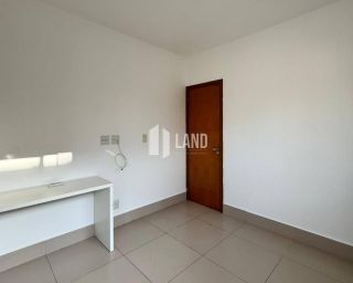 Casa duplex com 4 quartos no Bairro Morros