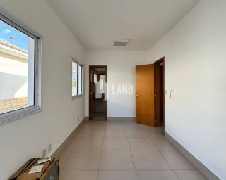 Casa duplex com 4 quartos no Bairro Morros