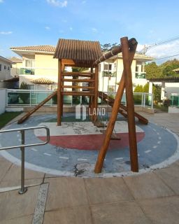 Casa duplex com 4 quartos no Bairro Morros