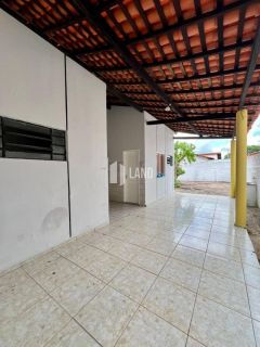 Casa solta de 360m² no Bairro Campestre
