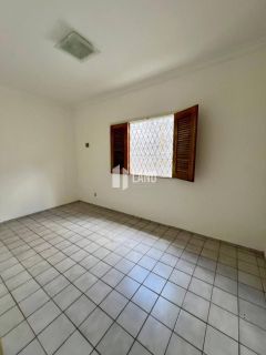 Casa solta de 360m² no Bairro Campestre