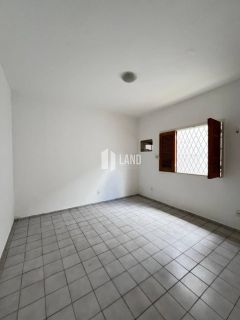 Casa solta de 360m² no Bairro Campestre