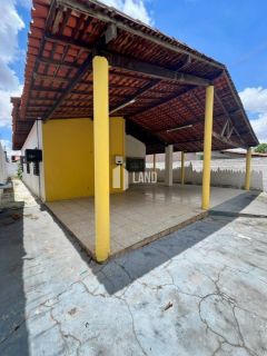 Casa solta de 360m² no Bairro Campestre