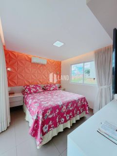 Casa duplex, com 4 suítes, à venda no Gurupi