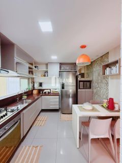 Casa duplex, com 4 suítes, à venda no Gurupi