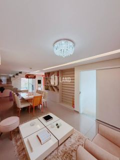 Casa duplex, com 4 suítes, à venda no Gurupi