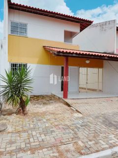 Casa Duplex com 3 quartos à venda no Gurupi