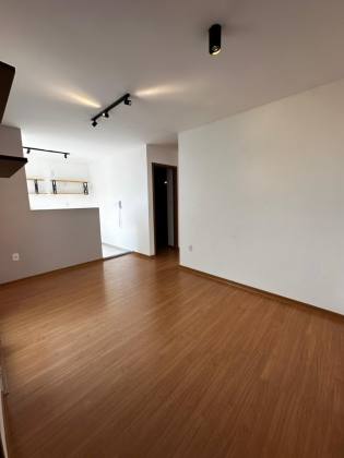 Apartamento com 2 quartos e elevador na zona norte