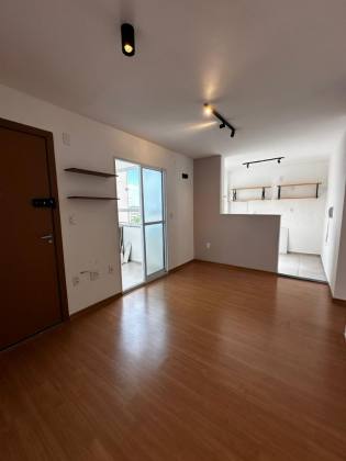 Apartamento com 2 quartos e elevador na zona norte
