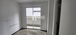Apartamento vizinho ao círculo Militar! 91 M² 2 suítes, lavabo e dependência completa!