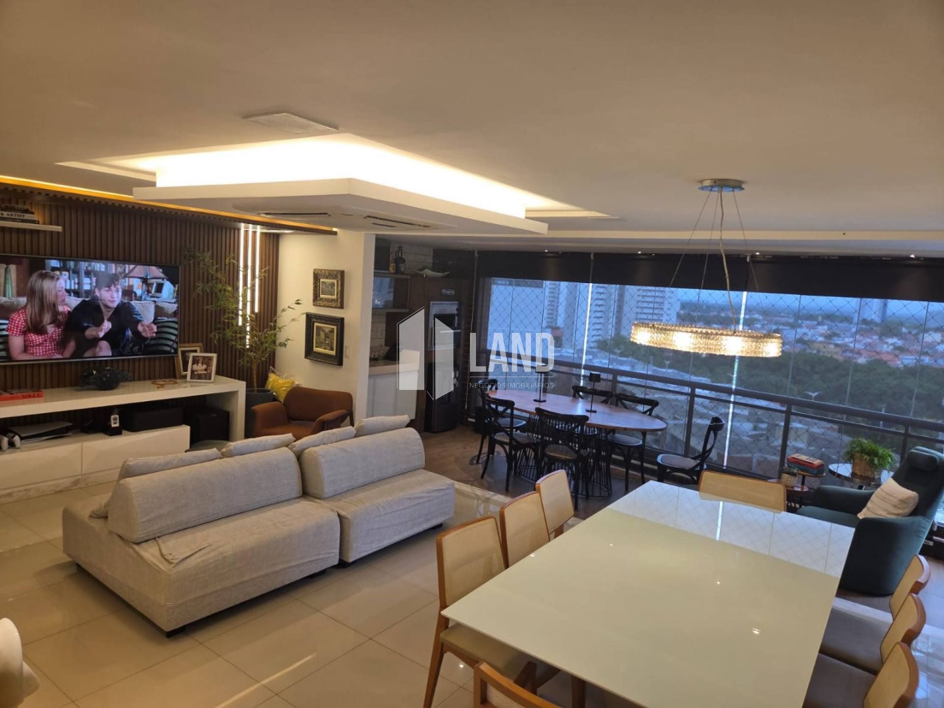 APARTAMENTO A VENDA NO COCÓ - POR 2.200.000,00