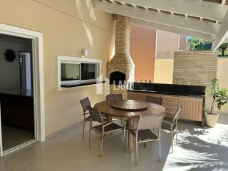 Vendo Casa Duplex Cond. Bosque das Palmeiras - Eusébio. Mobiliada com 3 Suítes pronto pra morar.