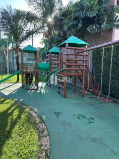 Vendo Casa Duplex Cond. Bosque das Palmeiras - Eusébio. Mobiliada com 3 Suítes pronto pra morar.