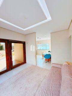 Casa com 3 quartos 1 suítes no Condomínio Village Jóia