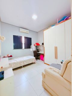 Casa com 3 quartos 1 suítes no Condomínio Village Jóia