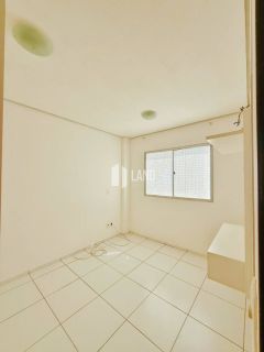 Apartamento com 3 quartos 1 suítes no bairro Planalto em Teresina
