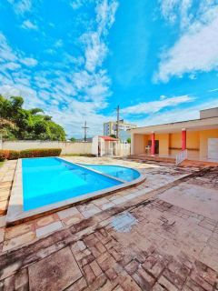 Apartamento com 3 quartos 1 suítes no bairro Planalto em Teresina