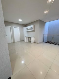 Casa no Condomínio Osvaldo Studart na Maraponga com 4 quartos 4 suítes e Deck c/Churrasqueira