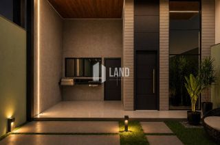 Casa plana com 3 suítes plenas a 5omts da Av. Santa Cecilia