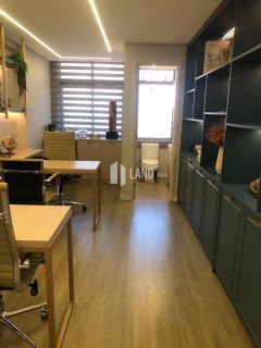 SALA COMERCIAL PARA ALUGAR NO TRADECENTER NO RIO MAR PAPICU - R$ 4.600,00