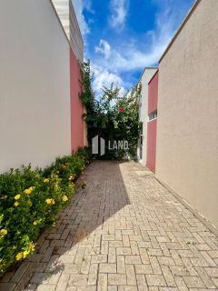 CASA TÉRREA DE 3 QUARTOS À VENDA NA REGIÃO DO ZOOBOTÂNICO