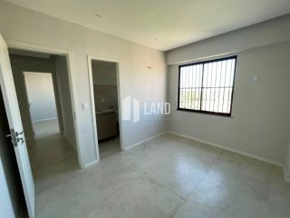 COBERTURA LINEAR COM HIDROMASSAGEM - 4 suítes, no Papicu - Fortaleza