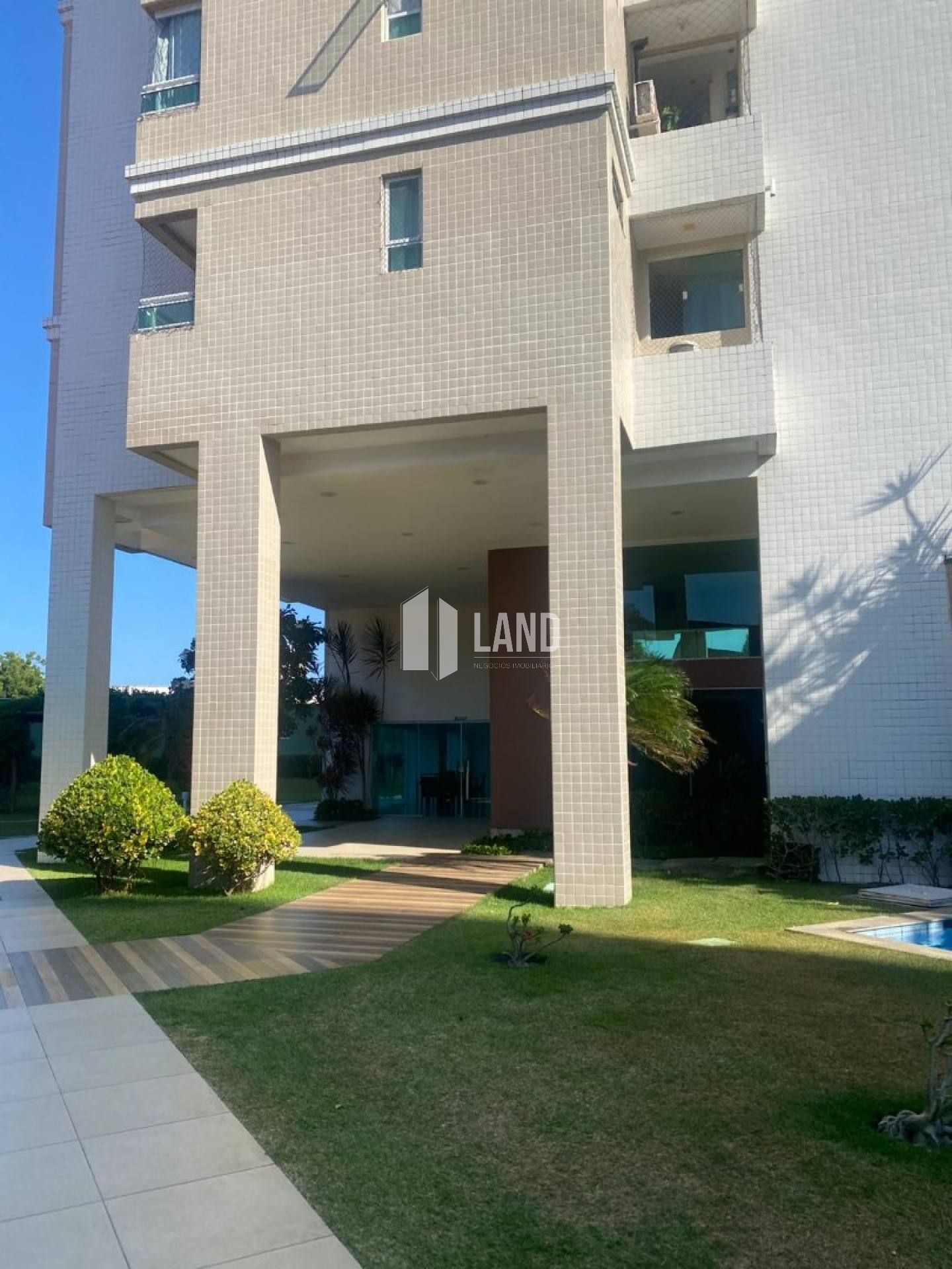 Apartamento com 4 quartos, 3 vagas de garagem, lazer, 106m2, R$ 900.000 - Bairro: Luciano Cavalcante - Fortaleza/CE.