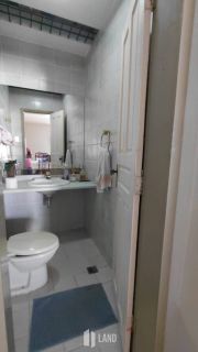 Casa Para Vender com 5 quartos 4 suítes no bairro Vermelha em Teresina