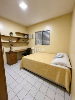 Casa com 4 quartos, sendo 2 suítes, localizada na zona Leste de Teresina
