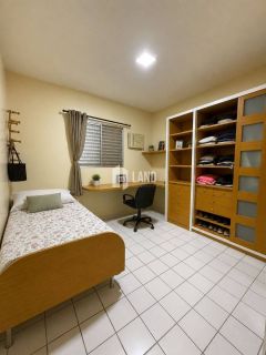 Casa com 4 quartos, sendo 2 suítes, localizada na zona Leste de Teresina