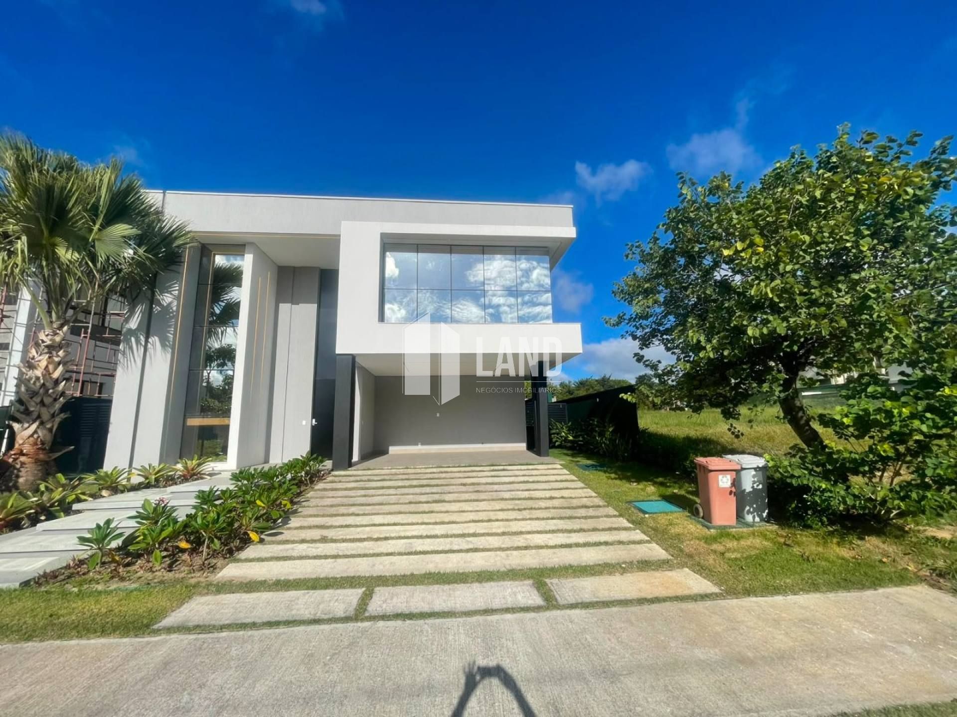 CASA DE ALTO PADRÃO NA CIDADE ALPHA - 350m² - R$ 3.000.000,00