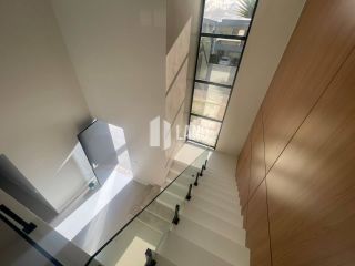 CASA DE ALTO PADRÃO NA CIDADE ALPHA - 350m² - R$ 3.000.000,00