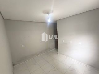 Casa com 2 quartos, sendo 1 suíte no bairro joia em Timon