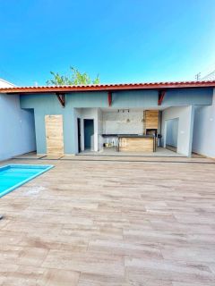 Casa com 3 quartos, sendo 1 suíte reversível e 1 suíte master no bairro Parque Piauí Timon