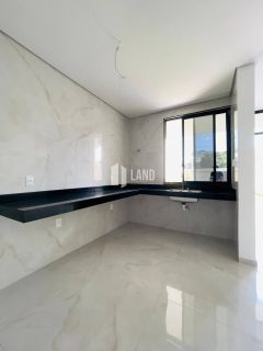 Casa pronta para orar com 3 quartos 3 suítes 2 vagas no bairro Coite em Eusébio