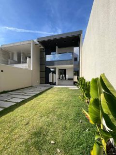 Casa pronta para orar com 3 quartos 3 suítes 2 vagas no bairro Coite em Eusébio