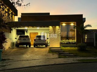CASA PLANA DE ALTO PADRÃO A VENDA - PORTEIRA FECHADA - 226m² - POR R$ 1.500.000,00