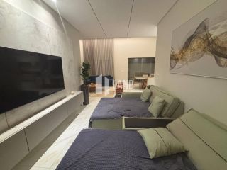 CASA PLANA DE ALTO PADRÃO A VENDA - PORTEIRA FECHADA - 226m² - POR R$ 1.500.000,00