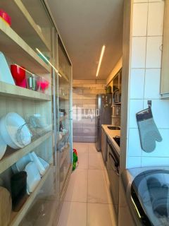 Apartamento a venda com dois quartos no bairro Horto