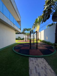 CASA DE ESQUINA ALTO PADRÃO COM 4 SUÍTES - CONDOMÍNIO MARBELLA