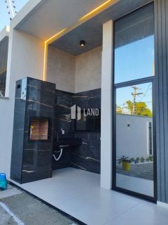 Casa Para Vender com 3 quartos 3 suítes no bairro Sapiranga em Fortaleza
