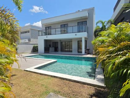 Casa Para Vender no AZUR com 4 Suítes + Escritório (ou Suíte no Térreo)