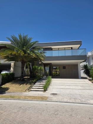 Casa Para Vender no AZUR com 4 Suítes + Escritório (ou Suíte no Térreo)