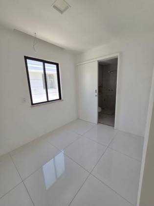 Casa Para Vender no AZUR com 4 Suítes + Escritório (ou Suíte no Térreo)