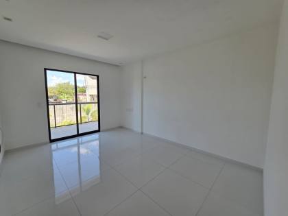 Casa Para Vender no AZUR com 4 Suítes + Escritório (ou Suíte no Térreo)