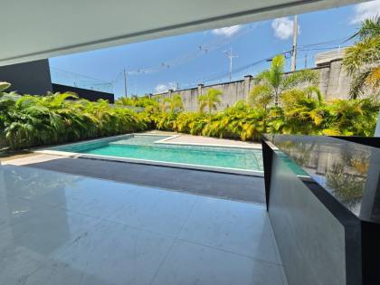 Casa Para Vender no AZUR com 4 Suítes + Escritório (ou Suíte no Térreo)