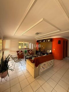 *CASA DUPLEX À VENDA | SANTA ISABEL | 272 m² DE ÁREA CONSTRUÍDA | R$ 750.000,00*