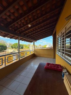 *CASA DUPLEX À VENDA | SANTA ISABEL | 272 m² DE ÁREA CONSTRUÍDA | R$ 750.000,00*