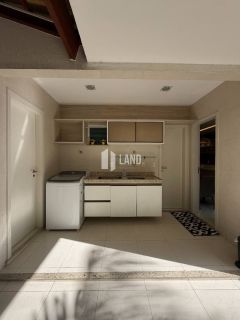 CASA DUPLEX COM 4 SUÍTES EM CONDOMÍNIO – RESIDENCIAL VICTOR I