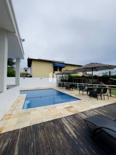 Casa de Condomínio Mobiliada com 3 quartos sendo 1 suíte no bairro Amador em Eusébio